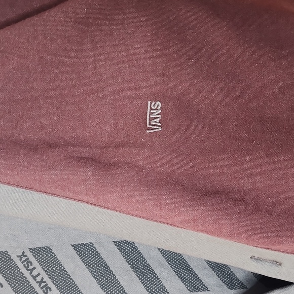 Size M Vans burgundy and gray cardigan. E90 - Picture 2 of 8